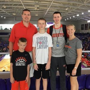 Meet your Posher, Eric